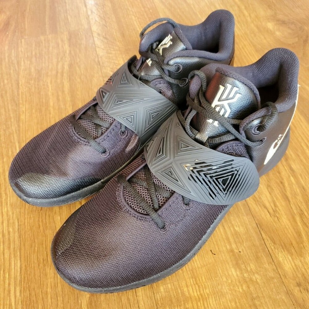 Nike Men's Kyrie Flytrap III Black Basketball Shoes Size 13 M‎ N1508